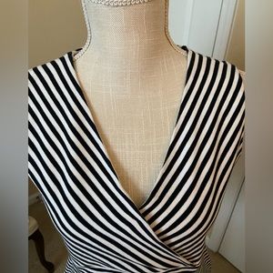 Croft & Barrow : Black and White Striped Top Size Small